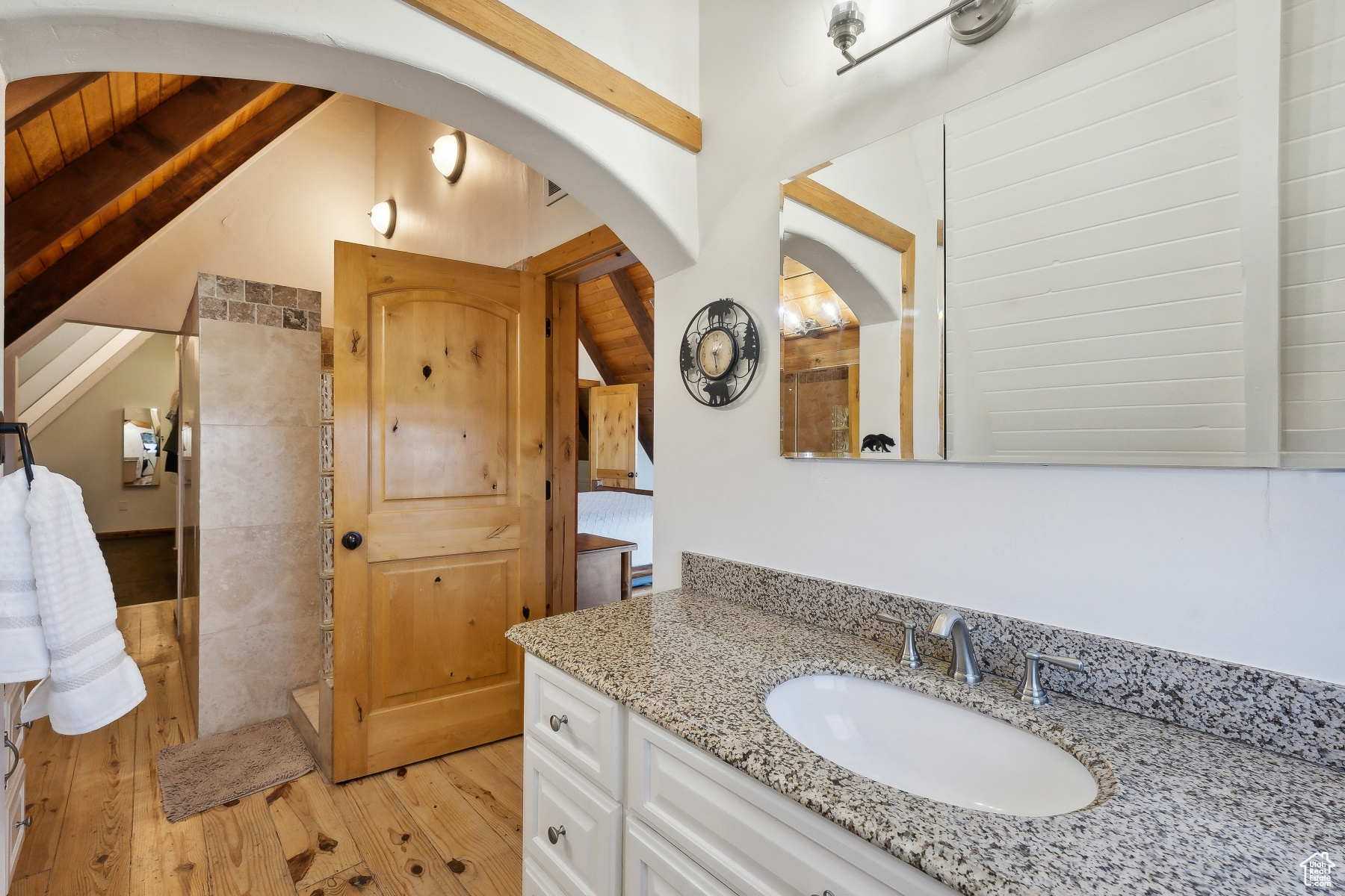 Park City, Utah 84098, United States, 4 Bedrooms Bedrooms, ,3 BathroomsBathrooms,Residential,Pending,41836