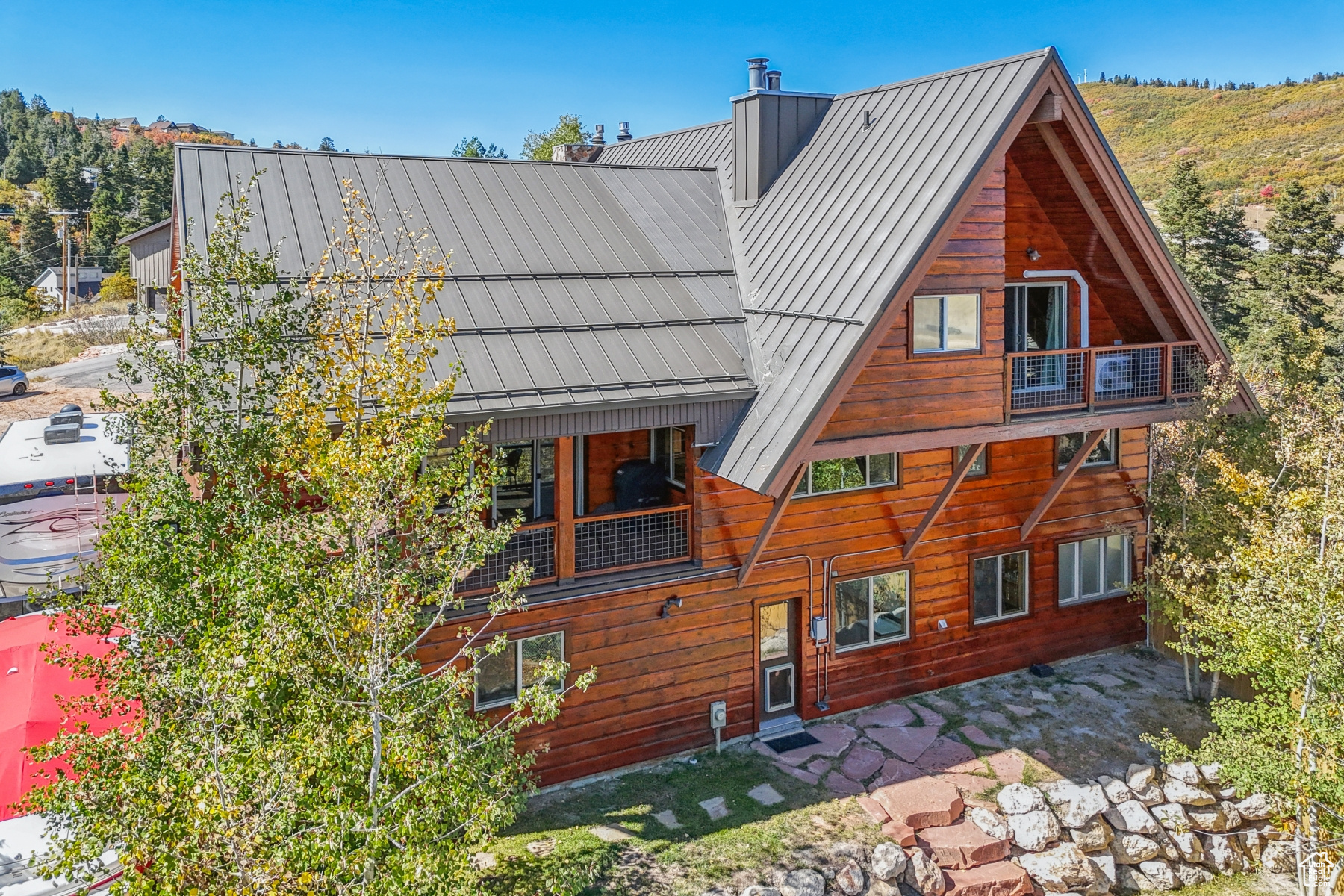 Park City, Utah 84098, United States, 4 Bedrooms Bedrooms, ,3 BathroomsBathrooms,Residential,Pending,41836