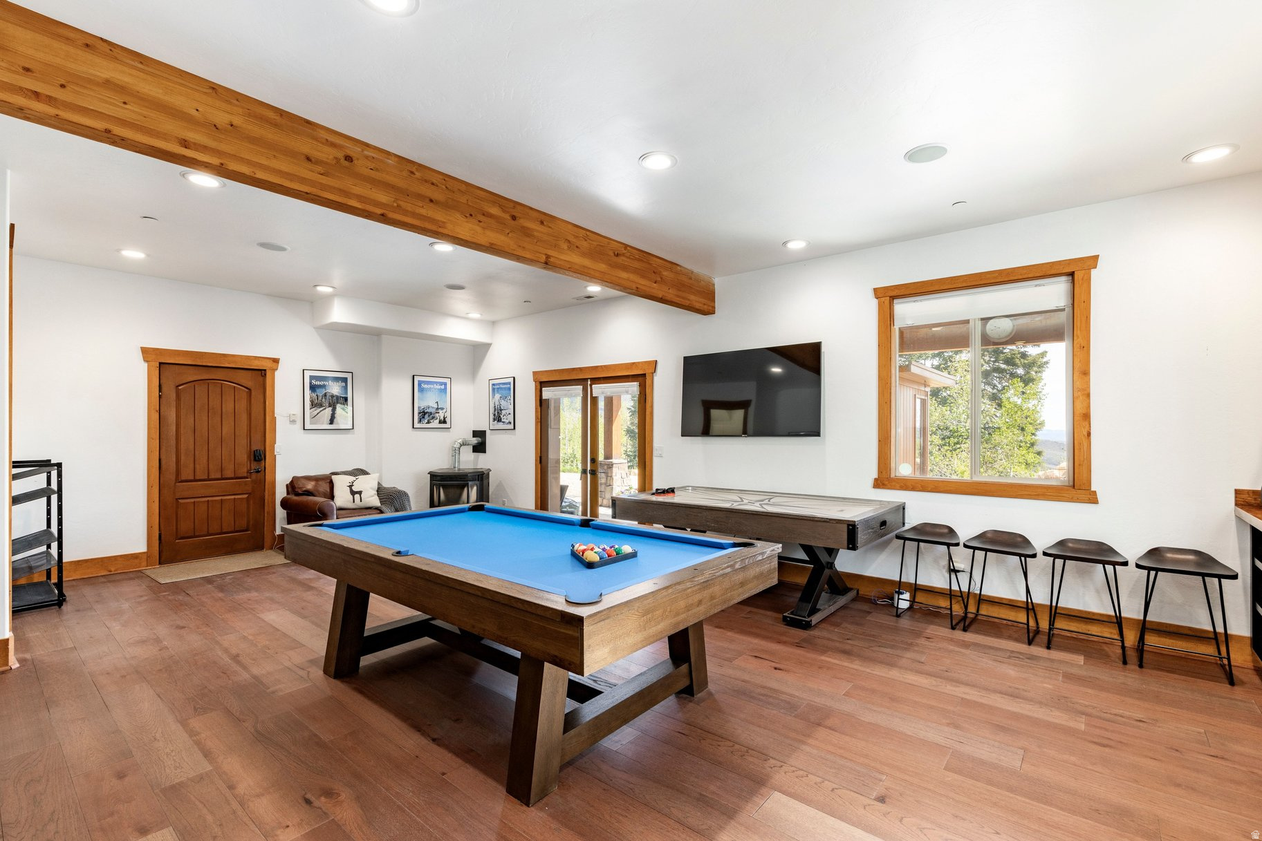 FOREST MEADOWS - Residential