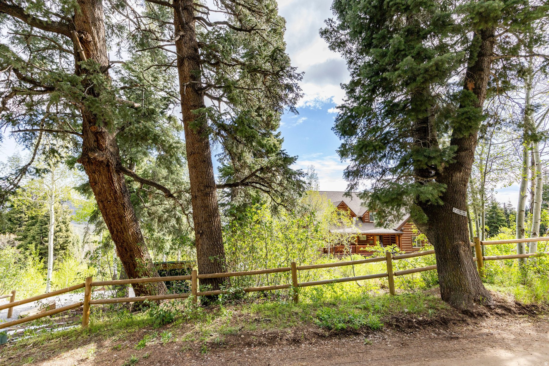 FOREST MEADOWS - Residential