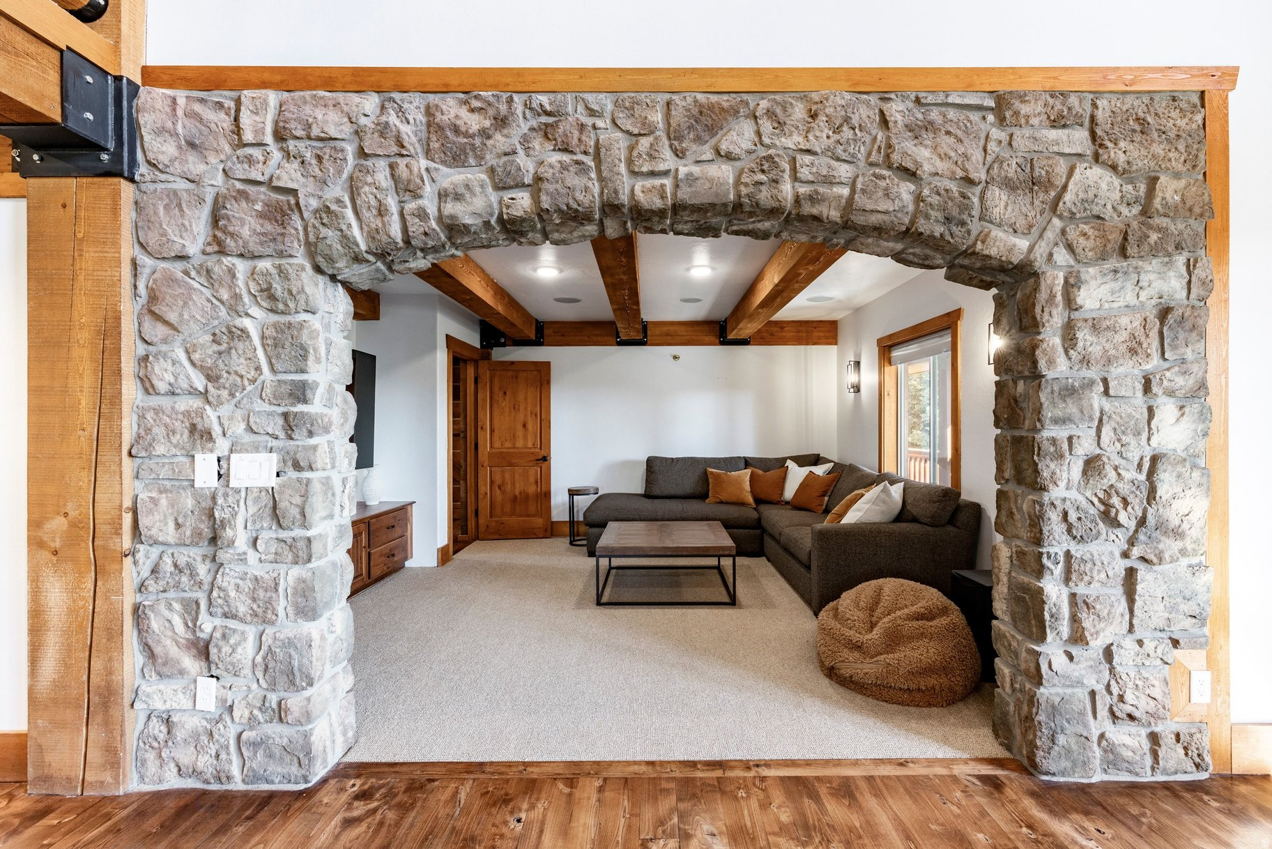 FOREST MEADOWS - Residential