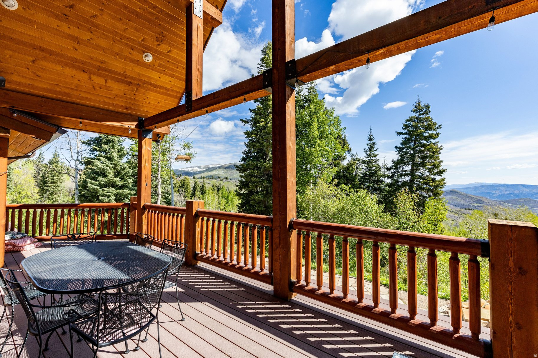 FOREST MEADOWS - Residential