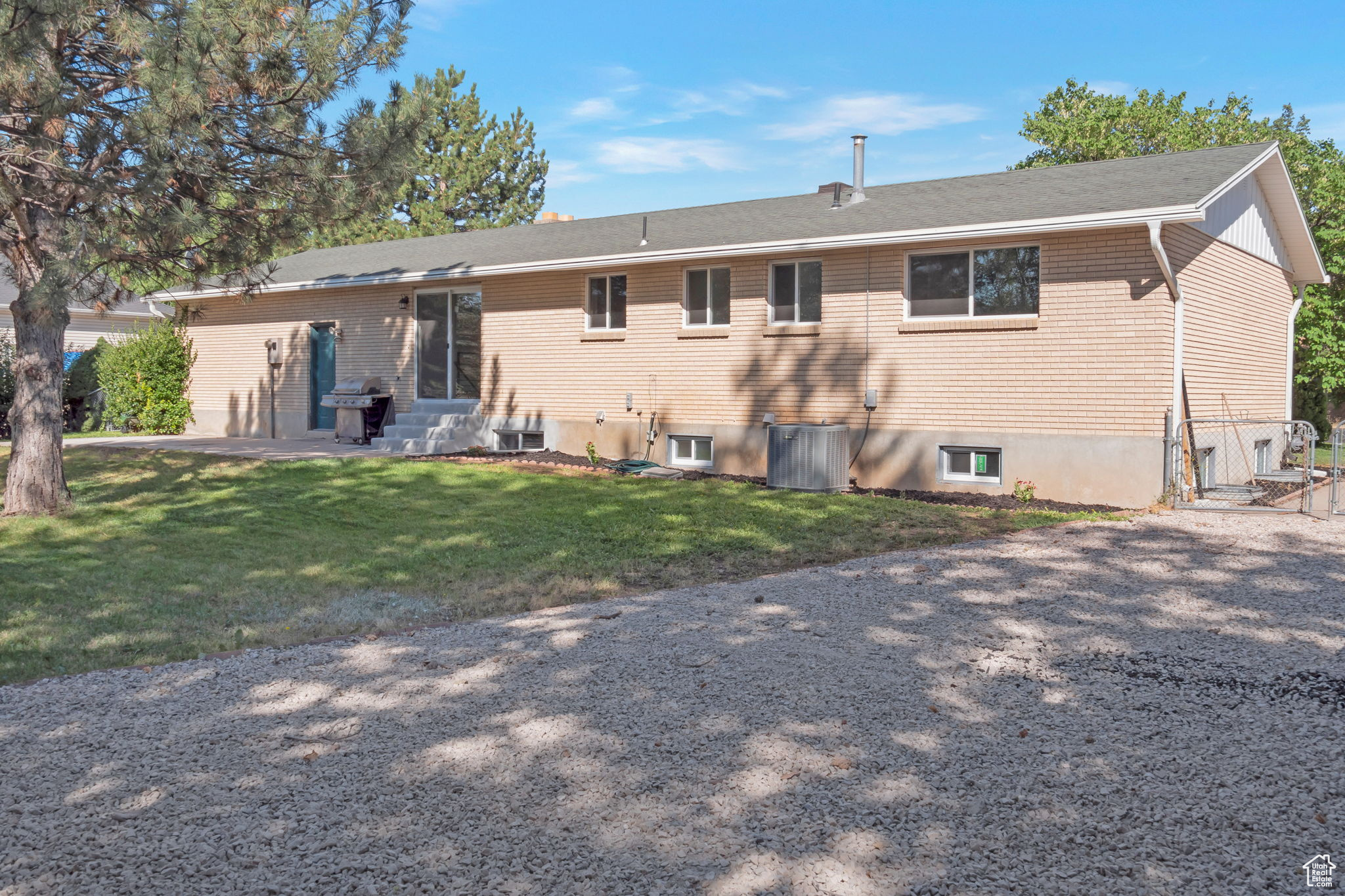 RIVER VALLEY - Residential