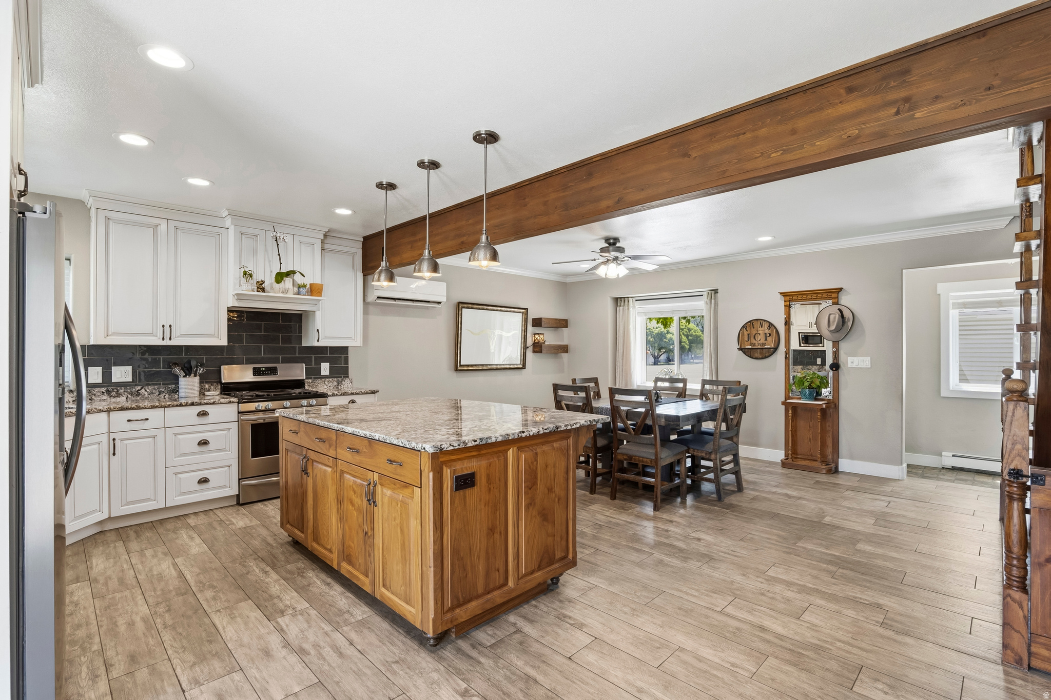 DELTA TOWNSITE - Residential