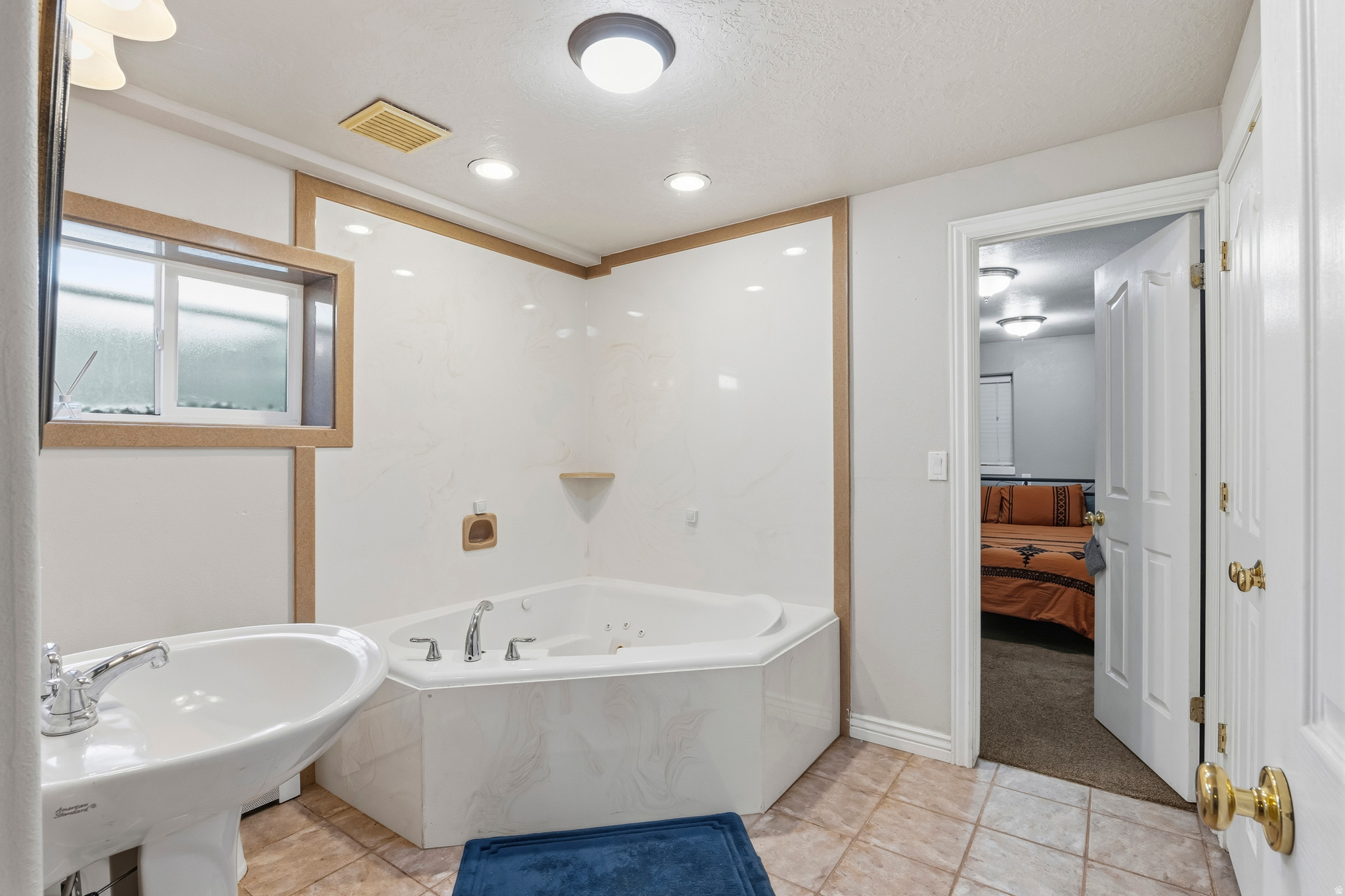 DELTA TOWNSITE - Residential