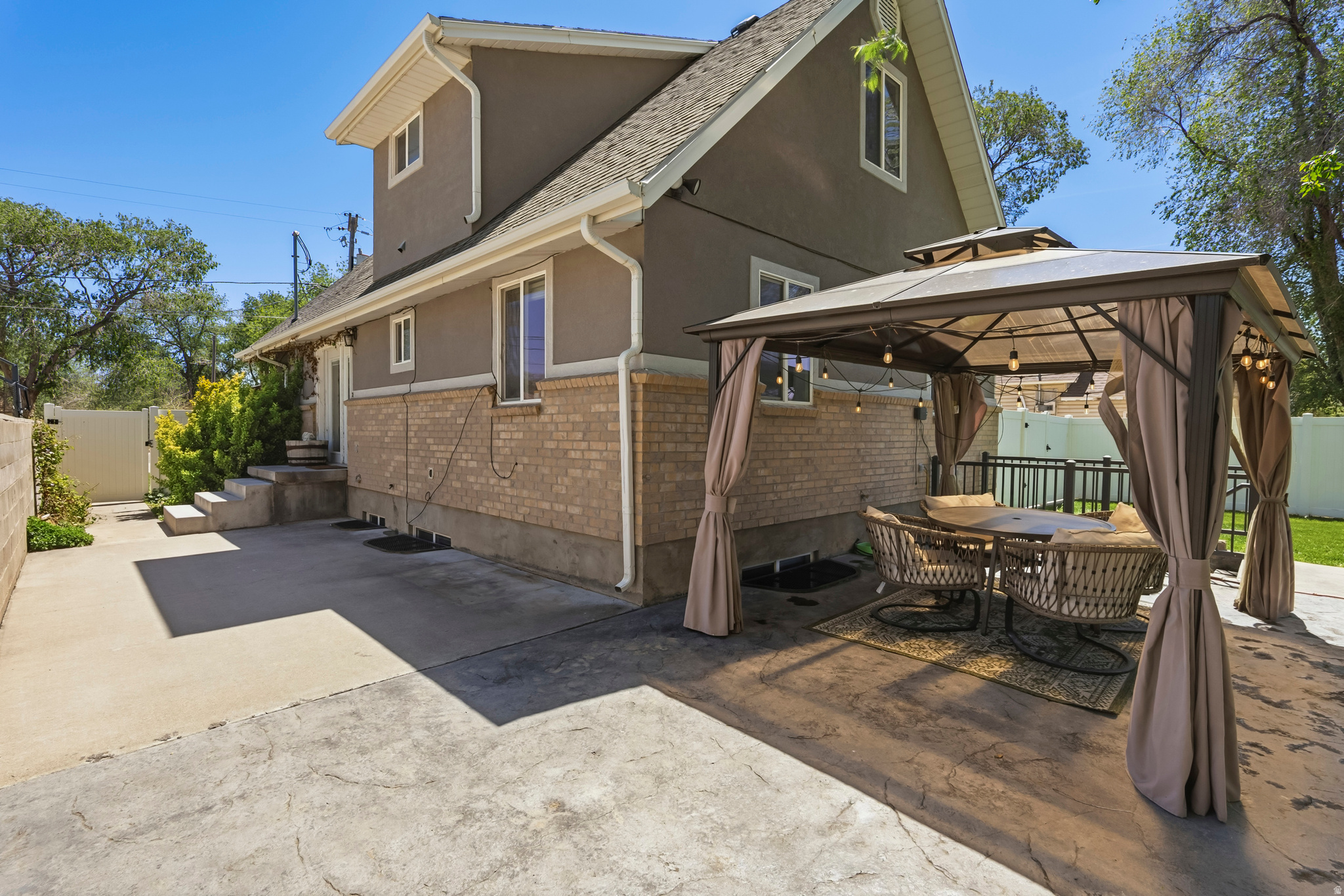 DELTA TOWNSITE - Residential
