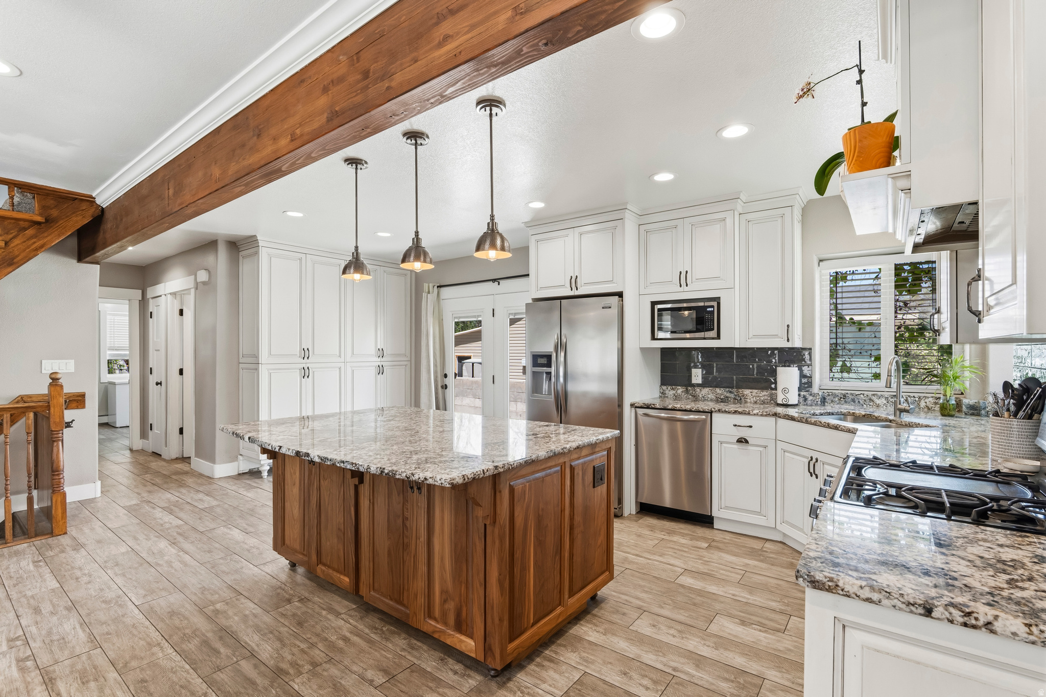 DELTA TOWNSITE - Residential