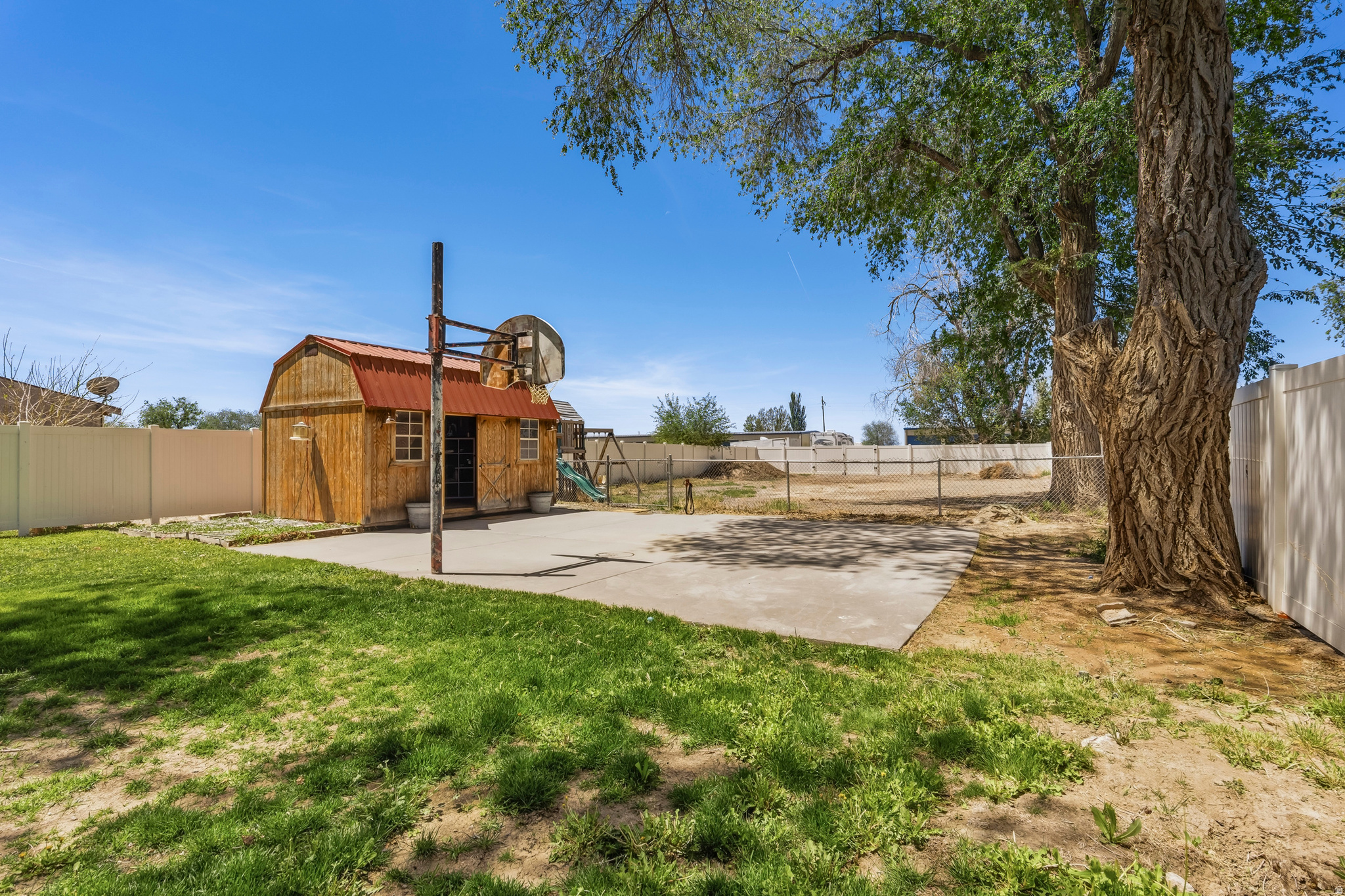 DELTA TOWNSITE - Residential