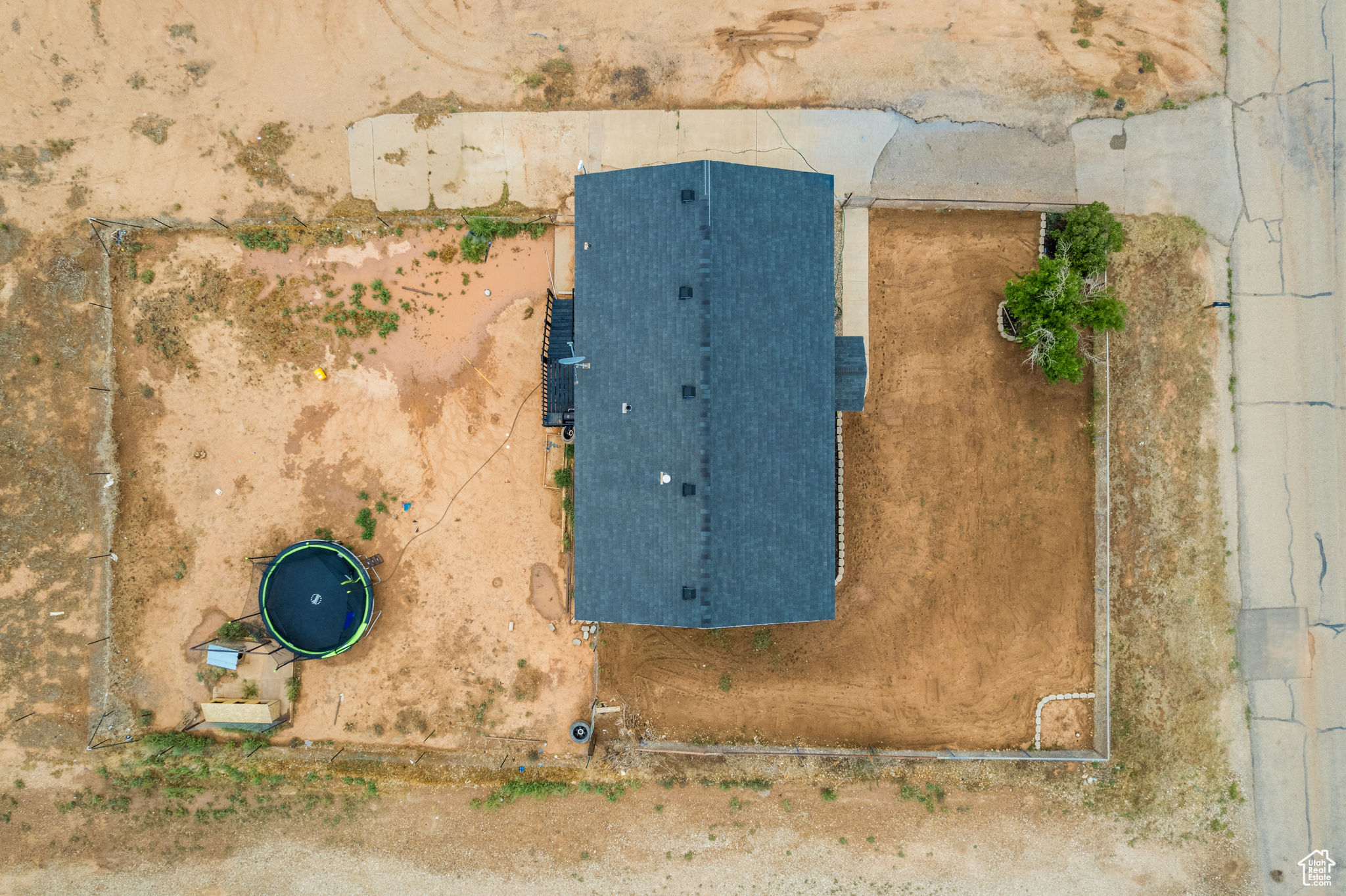 COUNTRY ACRES - Residential