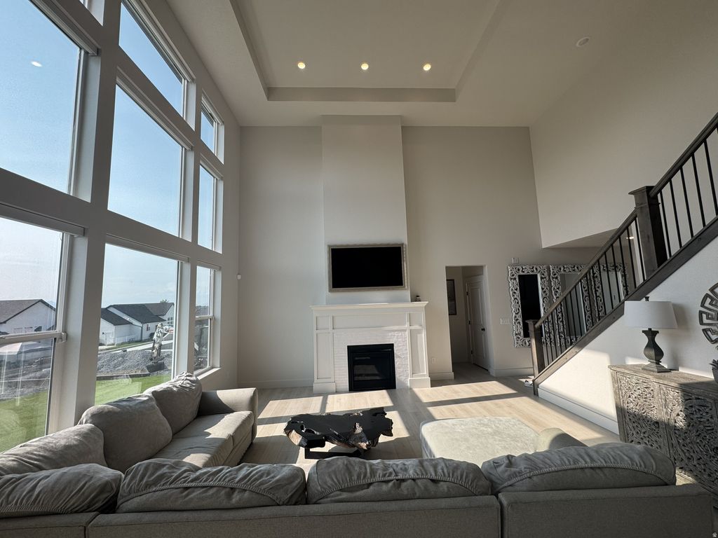 Photo of 645 S GARDEN DR, Providence, UT 84332 (MLS # 2140462)