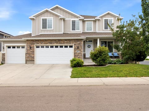 Homes For Sale - 3827 W Coastal Dune Dr<br/> South Jordan, UT 84009