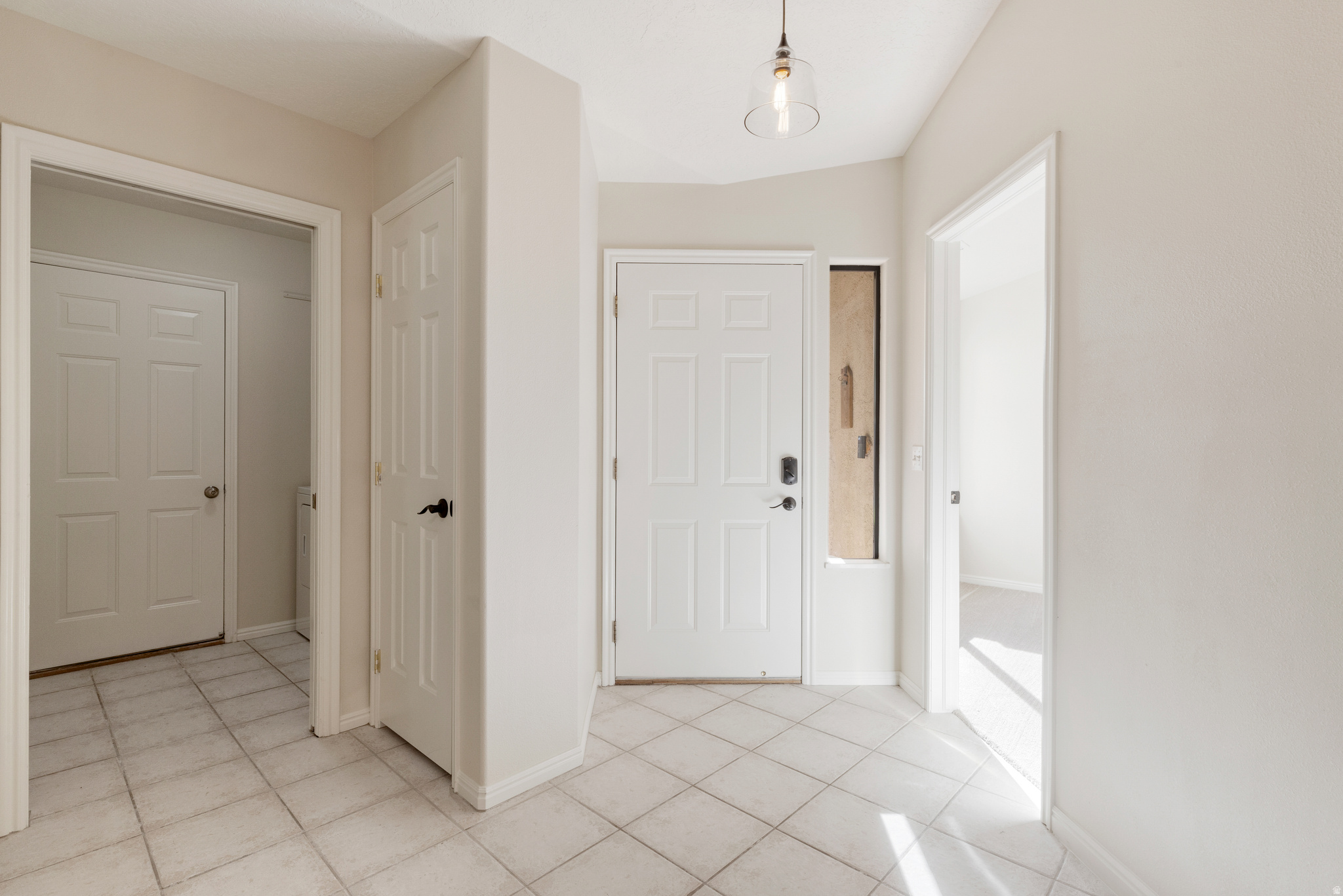 MESAS AMD - Residential