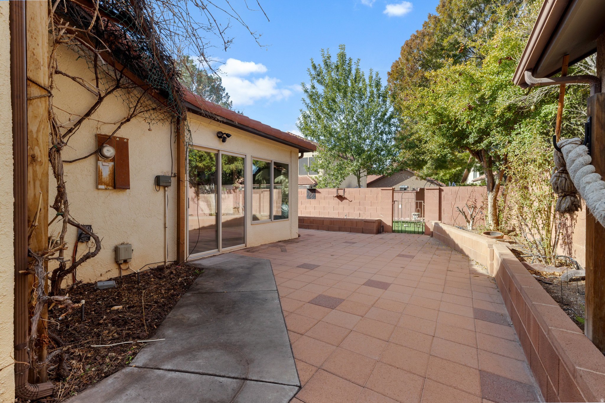 MESAS AMD - Residential