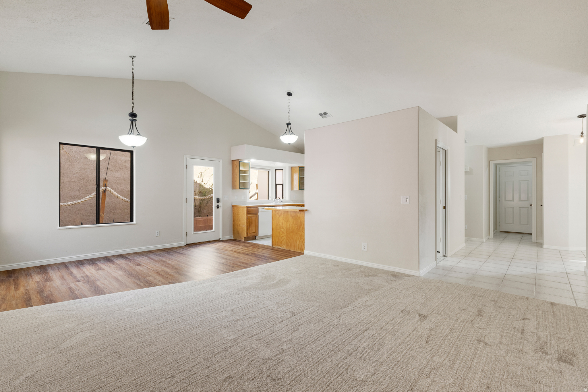 MESAS AMD - Residential