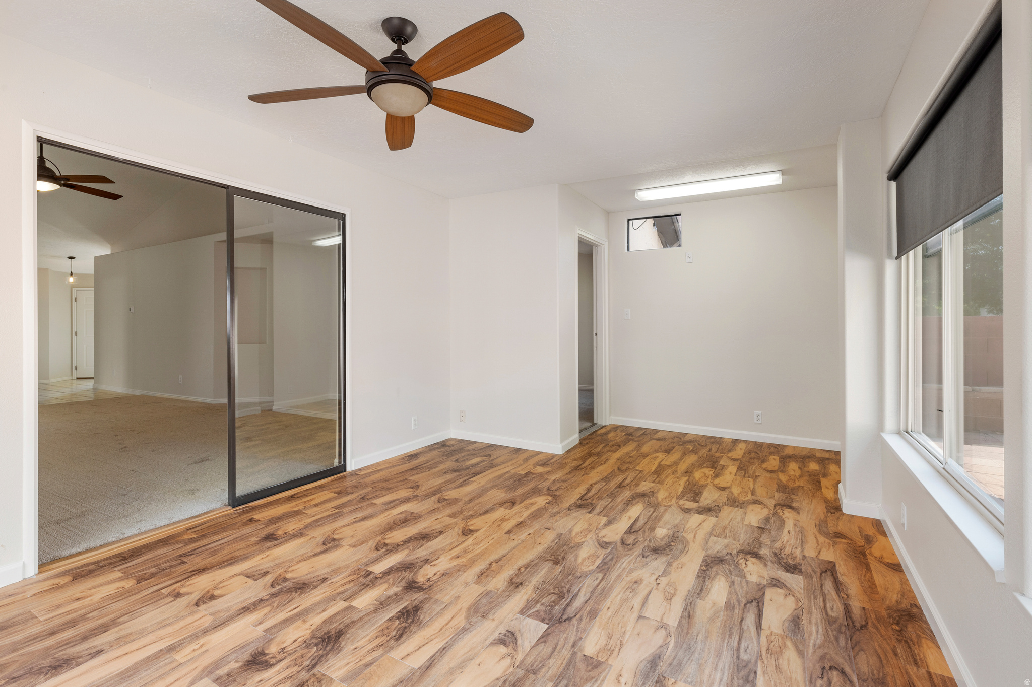 MESAS AMD - Residential