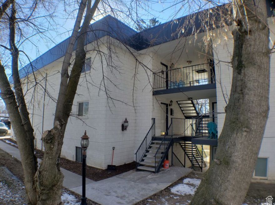 Assumable loan option is available, contact agent for more information! Welcome to this beautifully maintained top-level condo in the heart of Murray! This home offers a spacious and inviting kitchen, dining and living room area. The primary suite has a large bedroom, with a walk-in closet and private bathroom. The second bedroom is also large, with plenty of closet and storage space. The private covered deck is complete with a beautiful view and the sound of the running stream below. Conveniently located next to Murray Park, Mick Riley Golf course, shopping, restaurants and more. Do not miss out on this home! Buyer and buyer's agent to verify all information.