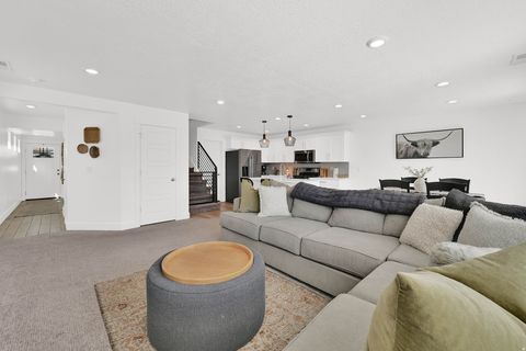 Tiny photo for 6526 S ASPEN LN, South Weber, UT 84405 (MLS # 2150260)
