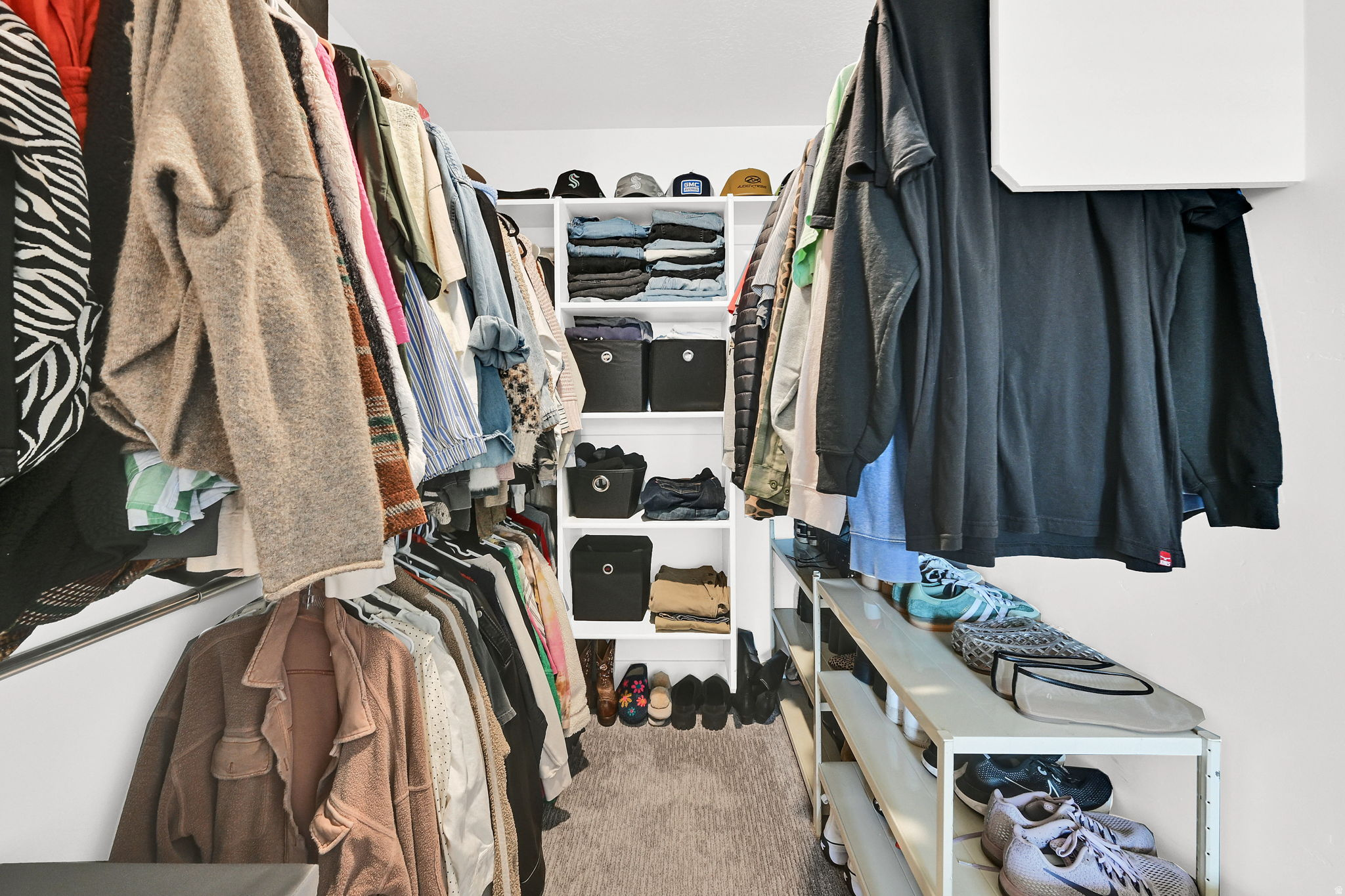 FREEDOM LANDING - Residential