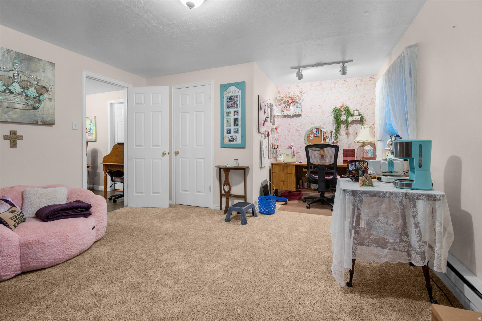 ROLLING OAKS - Residential