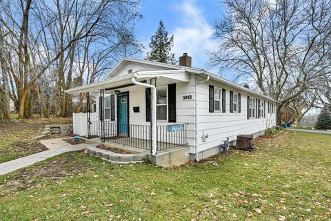 Tiny photo for 3913 JACKSON AVE, South Ogden, UT 84403 (MLS # 2139662)