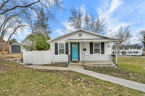 Photo of 3913 JACKSON AVE, Ogden, UT 84403 (MLS # 2139662)