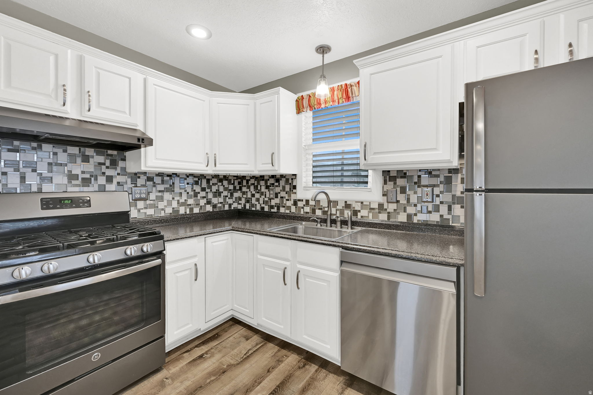 GRANDVIEW CONDOS - Residential