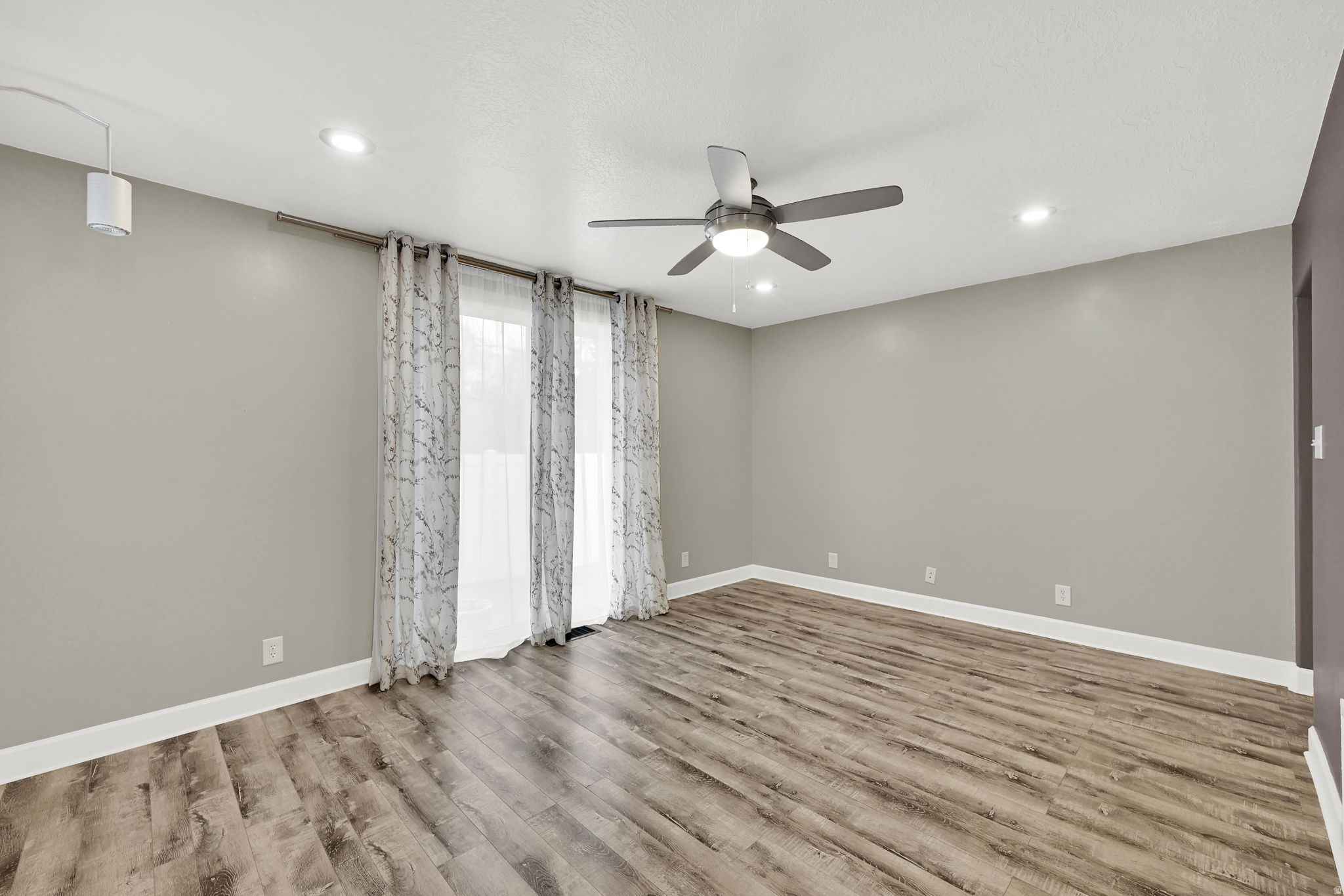 GRANDVIEW CONDOS - Residential