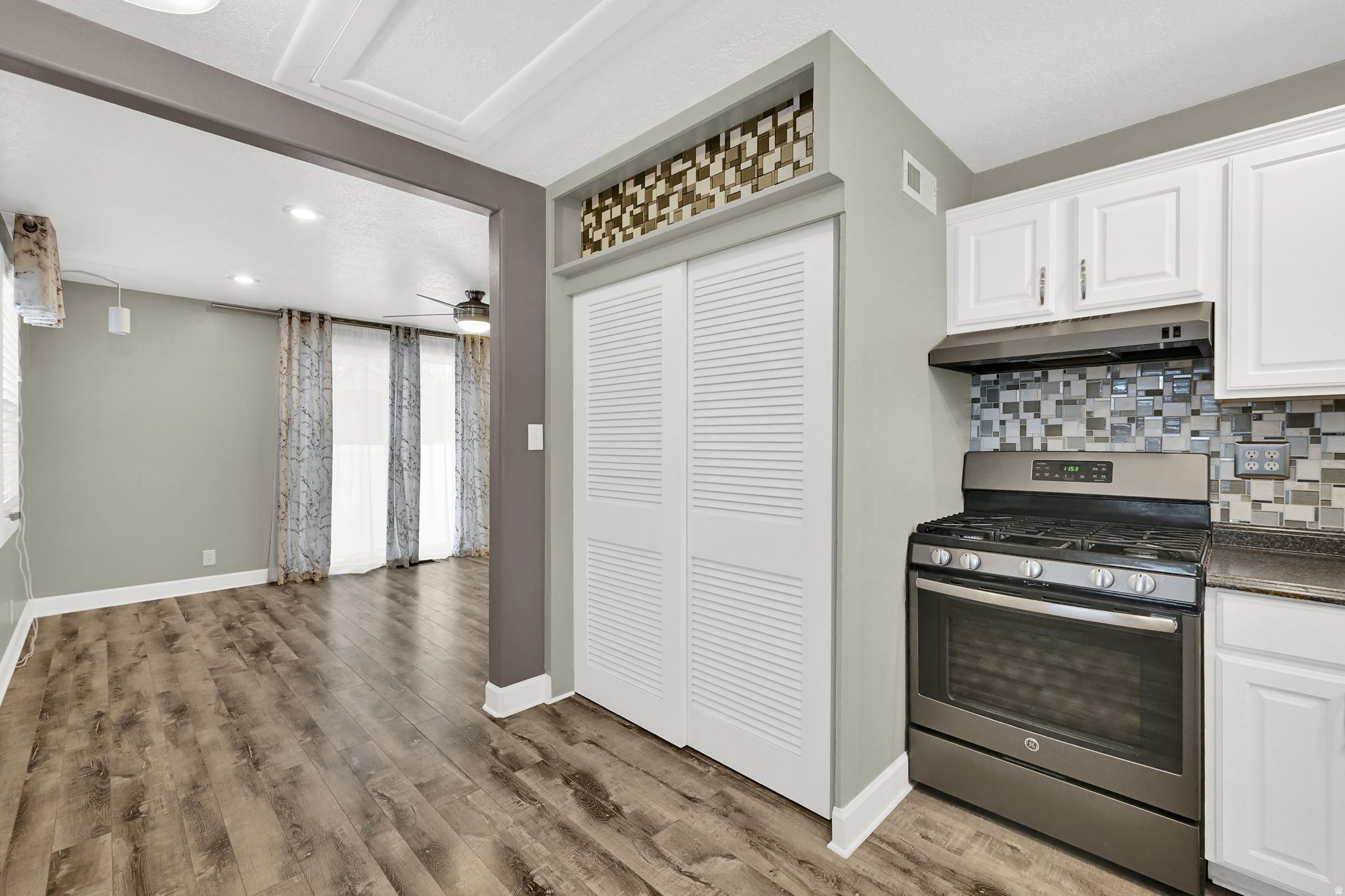 GRANDVIEW CONDOS - Residential