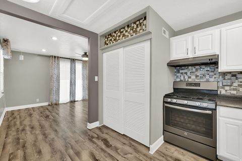 Tiny photo for 3913 JACKSON AVE, South Ogden, UT 84403 (MLS # 2139662)