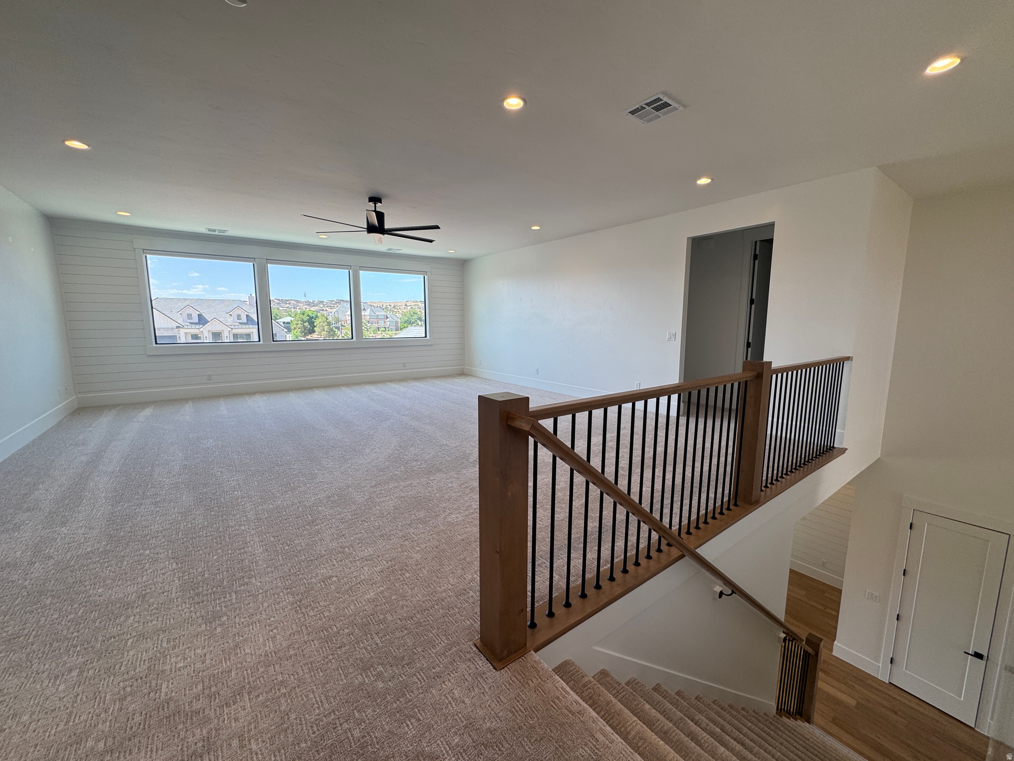 MOORLAND PARK - Residential