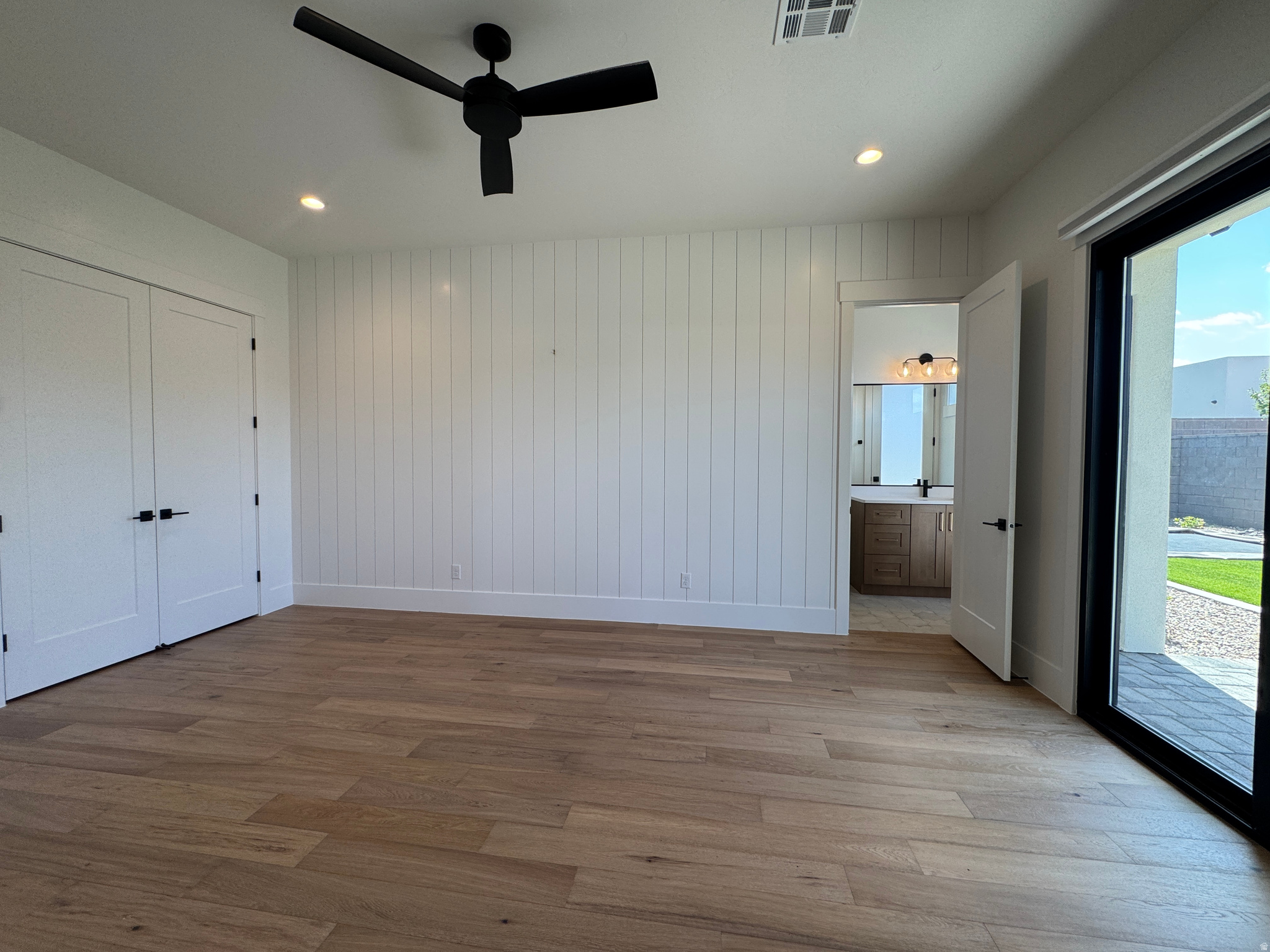 MOORLAND PARK - Residential