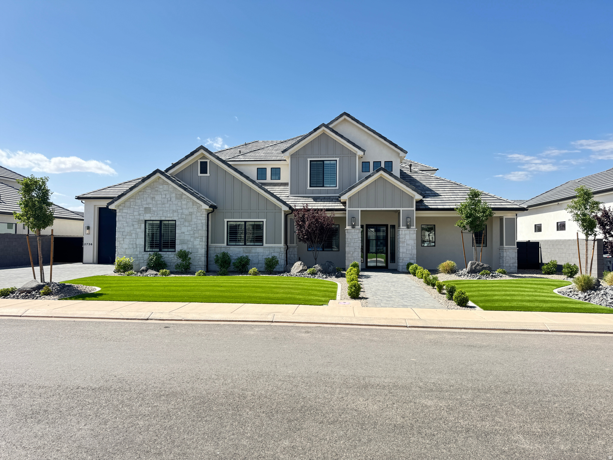 MOORLAND PARK - Residential