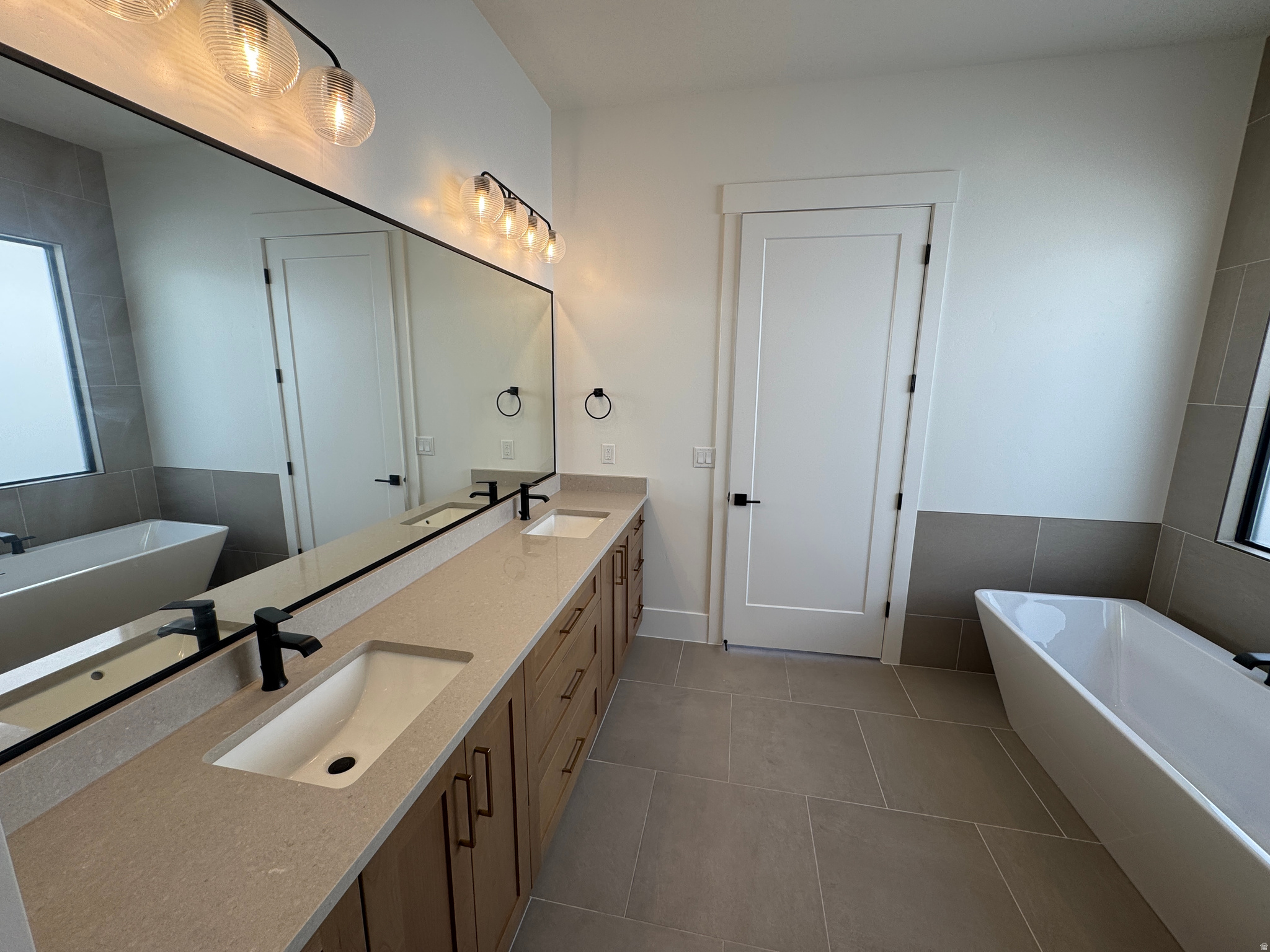 MOORLAND PARK - Residential
