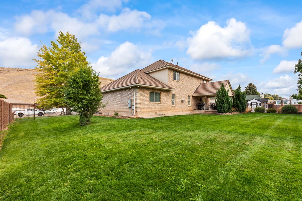 Photo of 257 N 500 E, Salina, UT 84654 (MLS # 2129903)