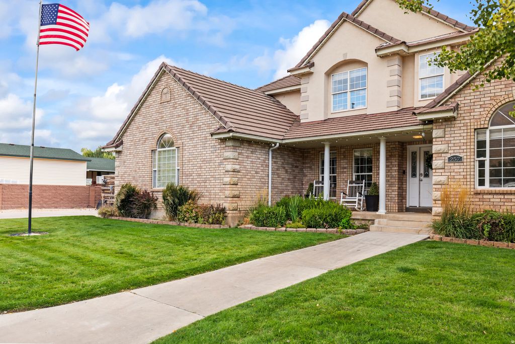 Photo of 257 N 500 E, Salina, UT 84654 (MLS # 2129903)