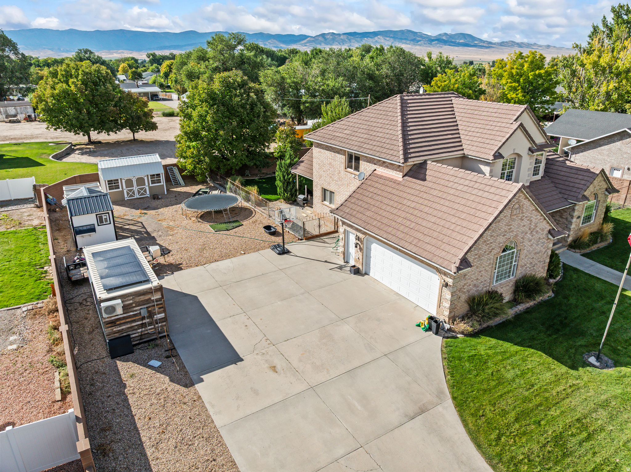 SUNSET NORTH - Residential