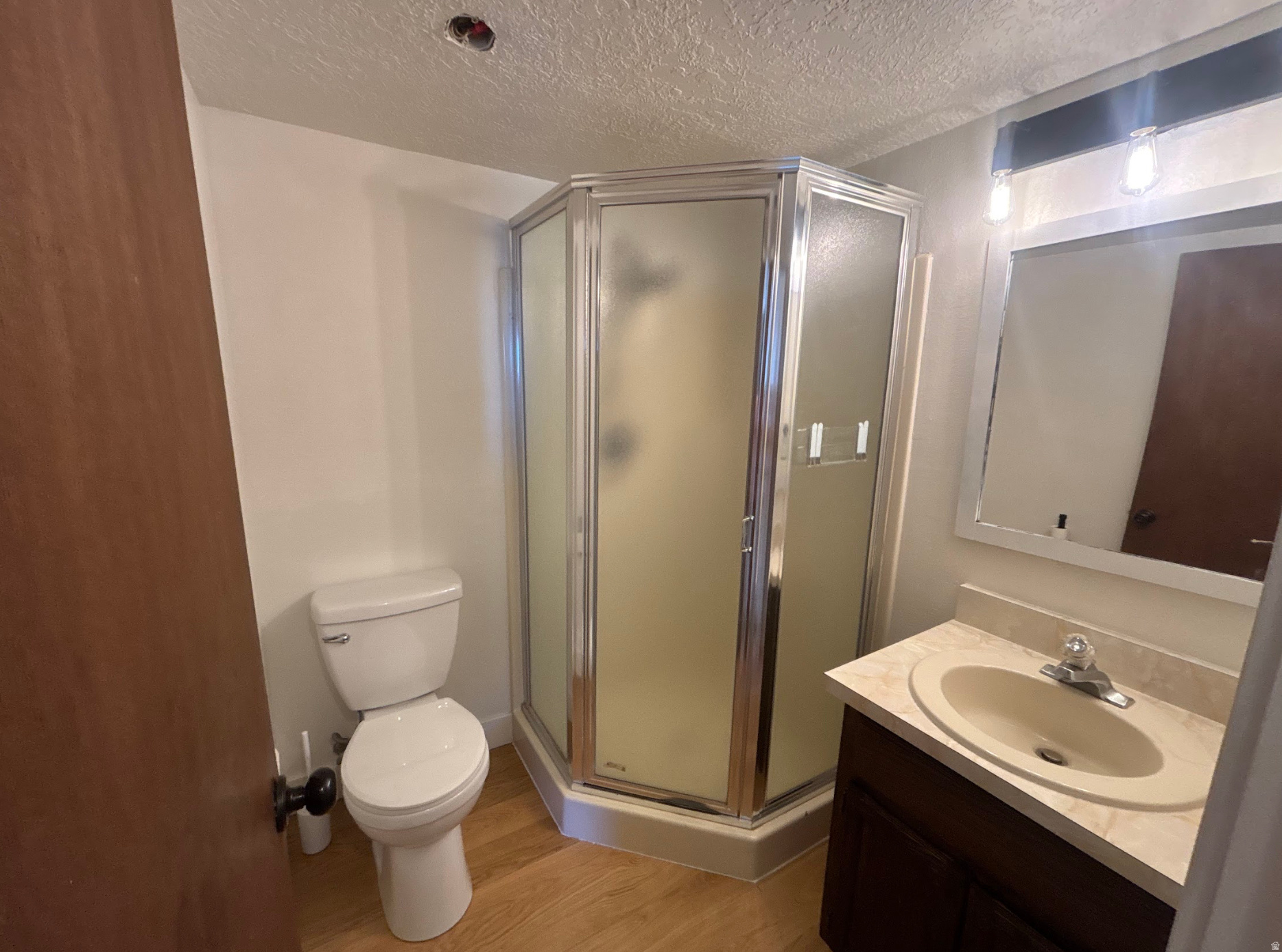 SNOWFLAKE CONDOMINIUMS - Residential