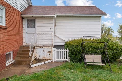 Tiny photo for 791 E 100 S, Payson, UT 84651 (MLS # 2147769)