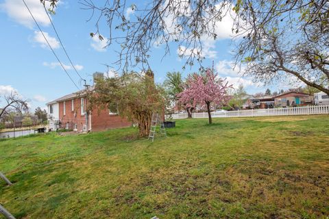 Tiny photo for 791 E 100 S, Payson, UT 84651 (MLS # 2147769)