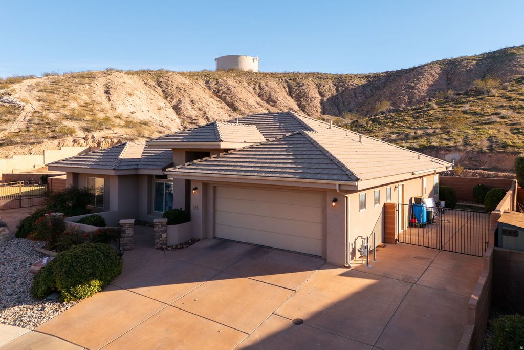 Photo of 840 E 3540 CIR S, Saint George, UT 84790 (MLS # 2135794)