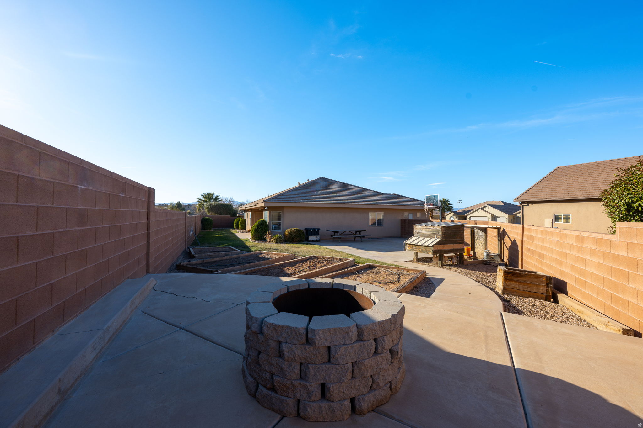 DESERT HILLS 3 - Residential