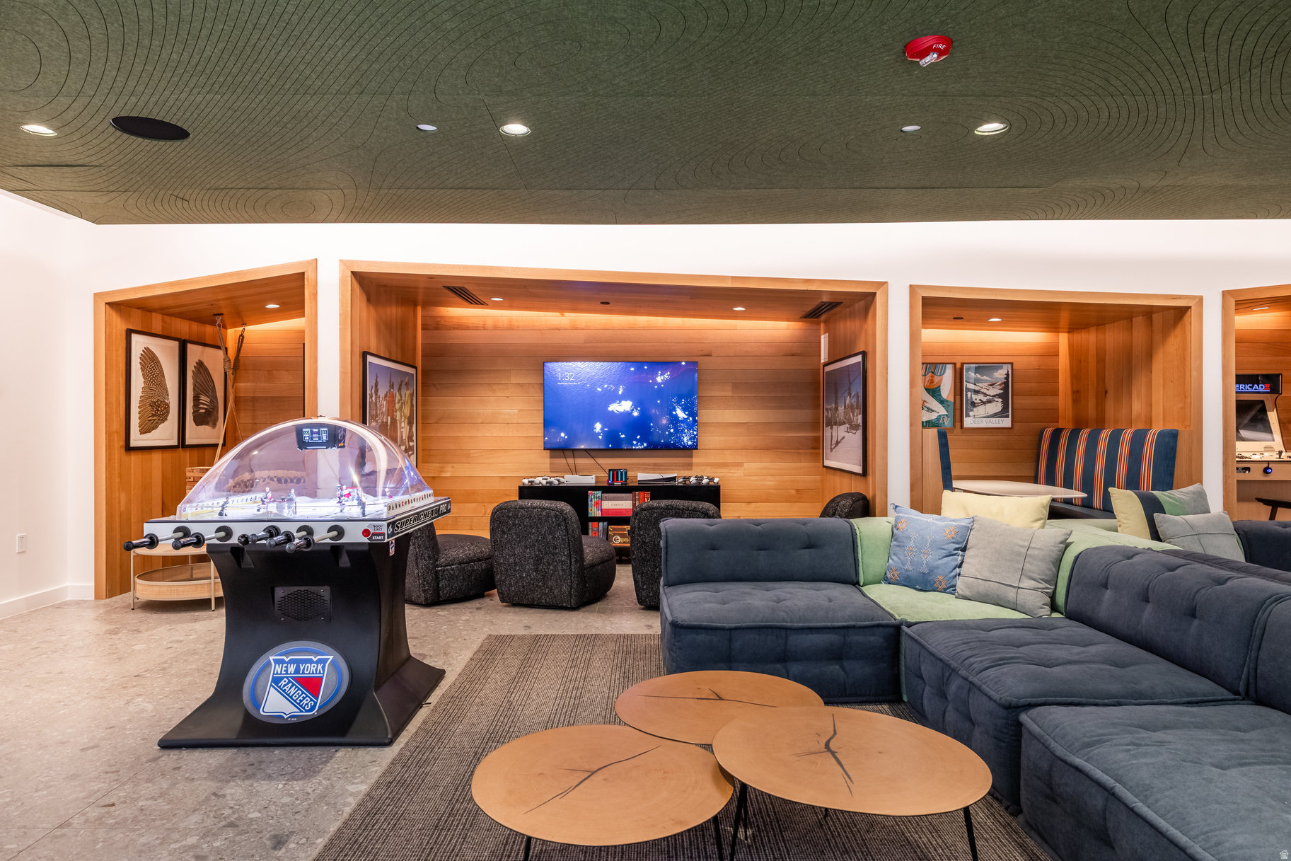 FOUNDERS PLACE - Residential