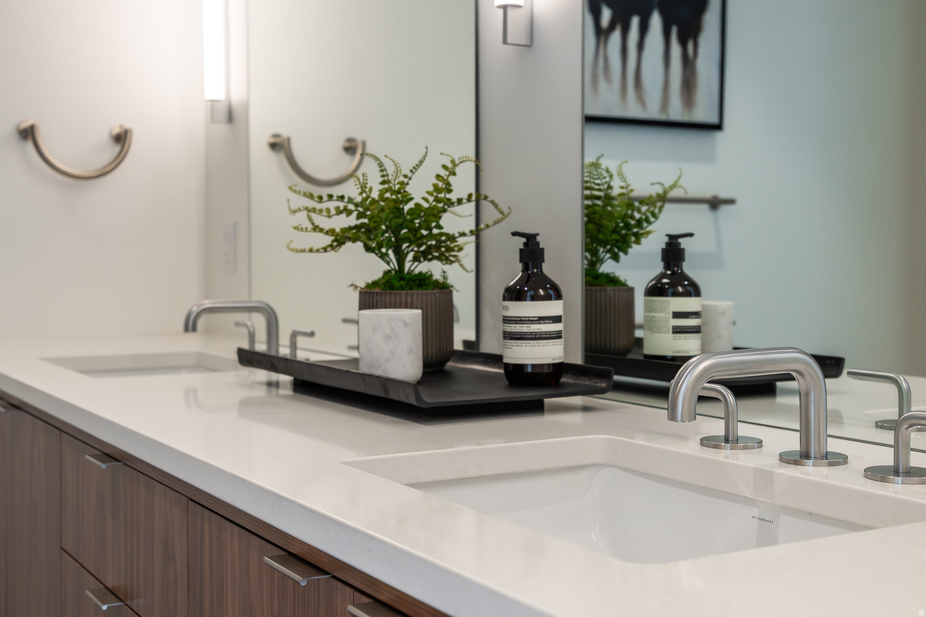 FOUNDERS PLACE - Residential