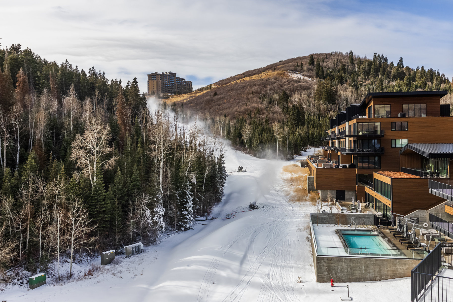 FOUNDERS PLACE - Residential