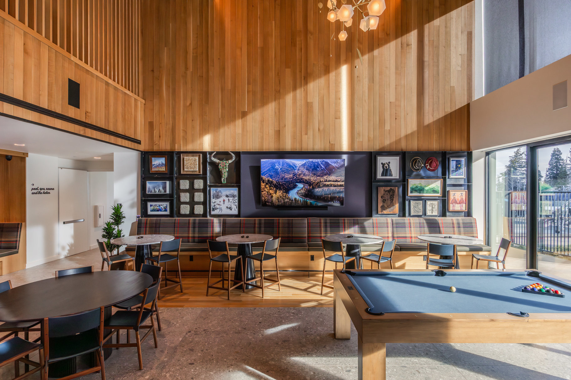 FOUNDERS PLACE - Residential