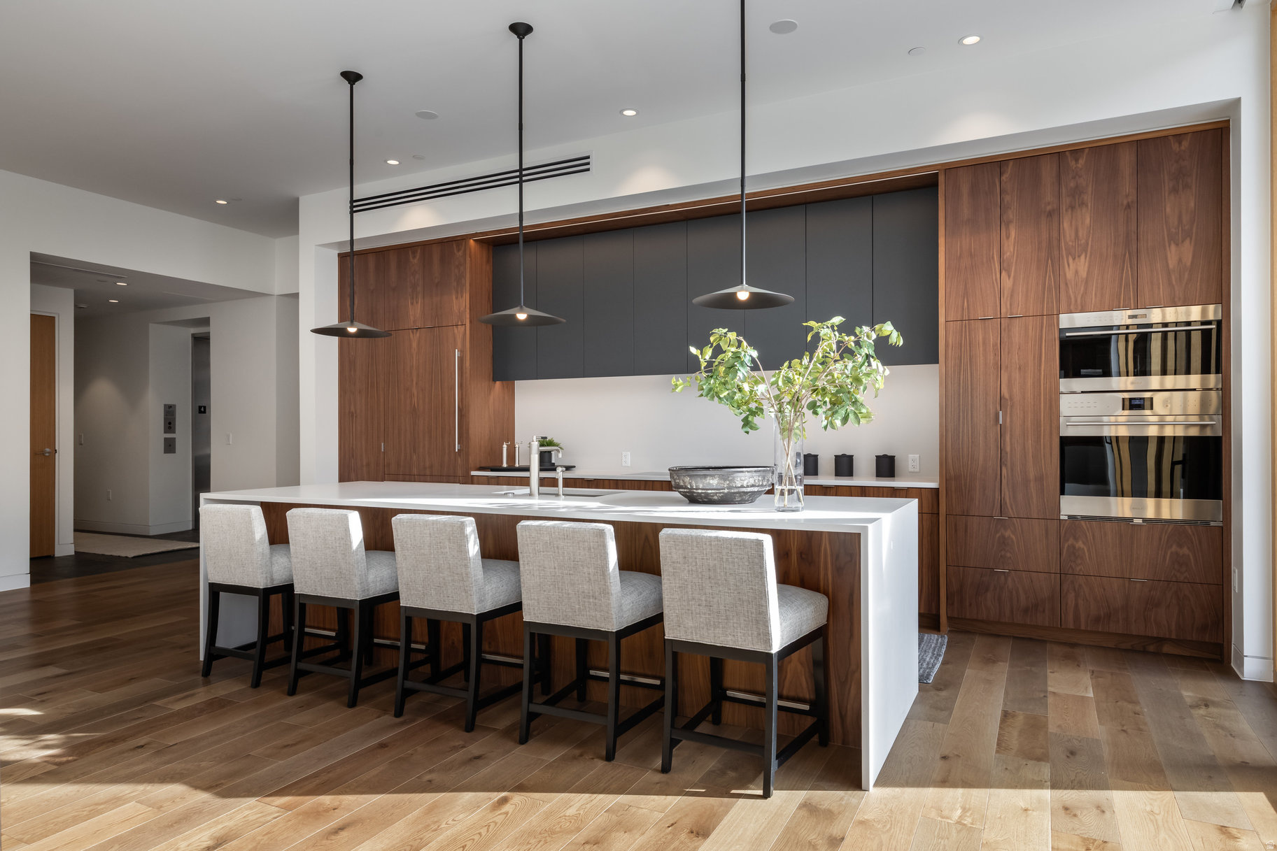 FOUNDERS PLACE - Residential