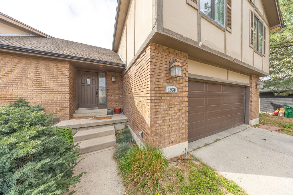 CANYON VILLAGE - Residential