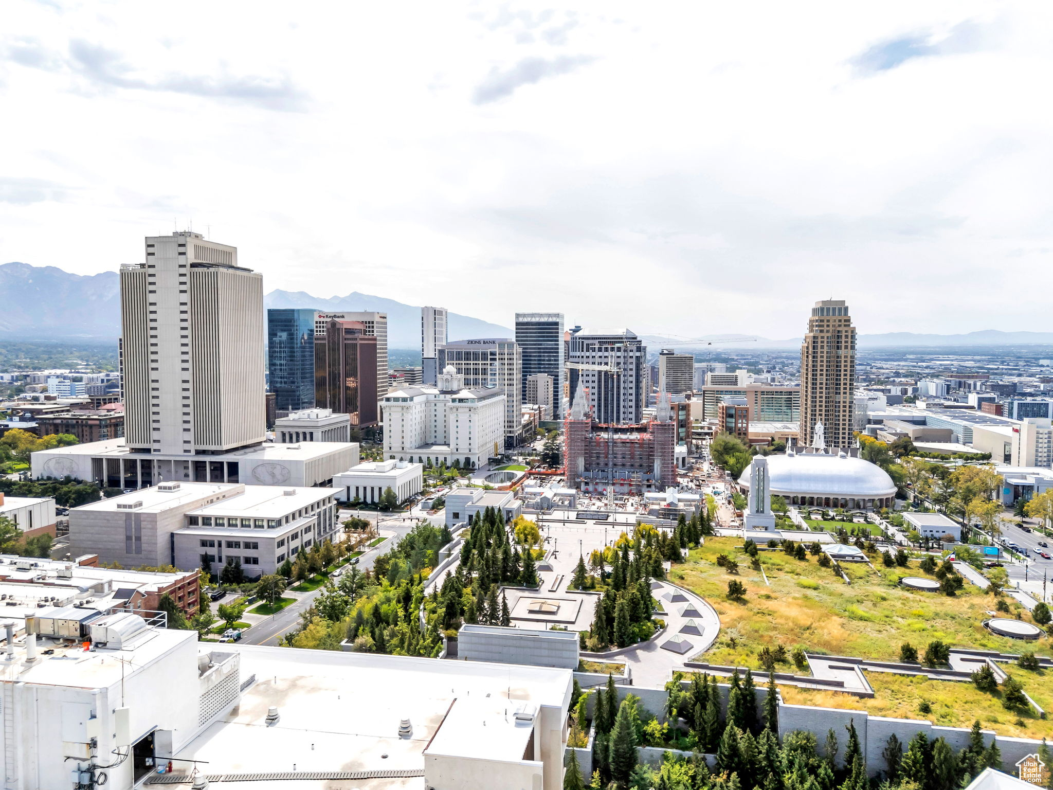 ZIONS SUMMIT - Residential