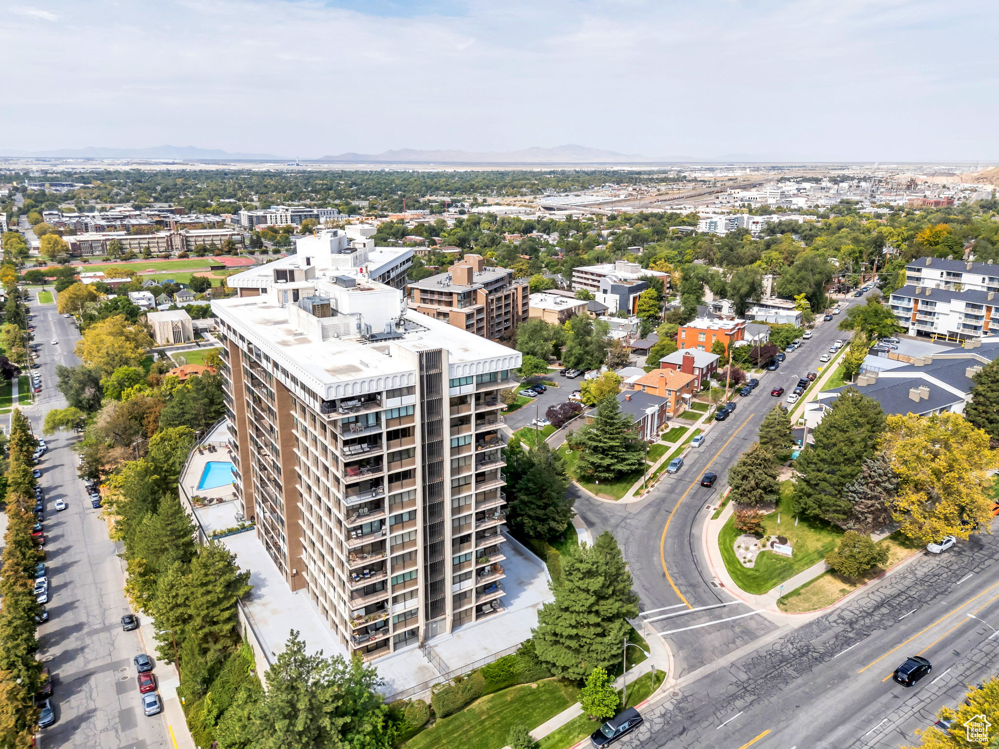 ZIONS SUMMIT - Residential