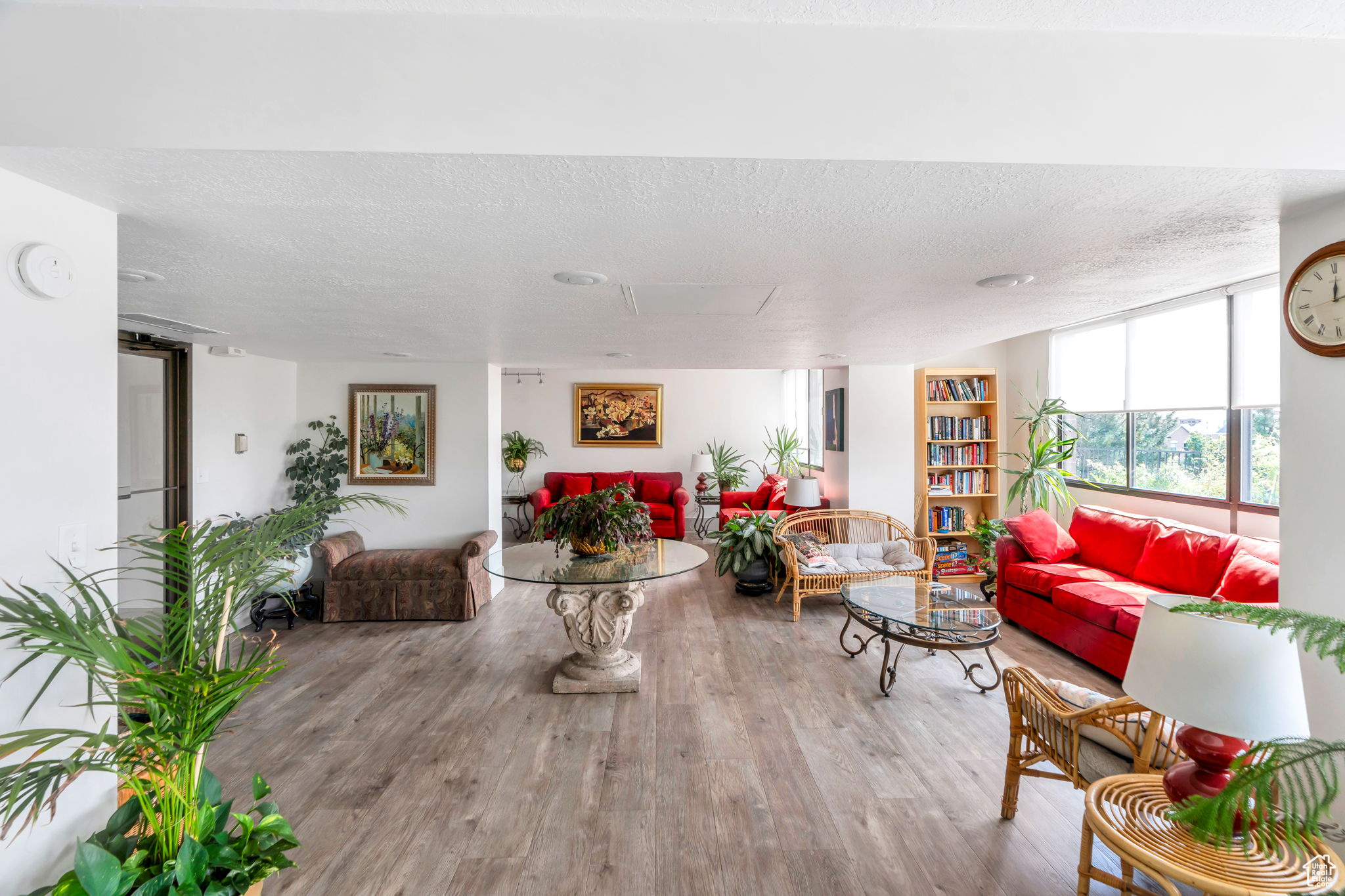 ZIONS SUMMIT - Residential